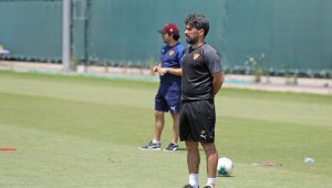 Göztepe Teknik Direktörü İlhan Palut: 