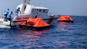 İzmir'de 26 sığınmacı kurtarıldı