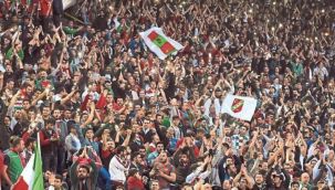 Karşıyaka'da taraftarlardan futbolculara mektup! 