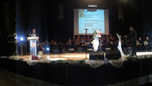 Karşıyaka Sanat Derneği’nden gündüz korosu!