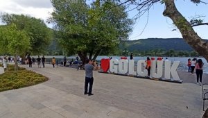 Ödemiş'teki Gölcük Yaylası hafta sonu vatandaşların tercihi oldu