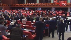 TBMM'de Ayasofya kararı ayakta alkışlandı