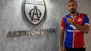 Altınordu, Ahmet İlhan Özek transferinde mutlu sona ulaştı