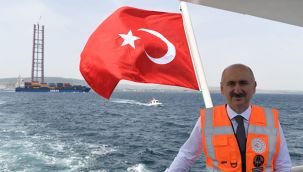 Bakan Karaismailoğlu açıkladı: 'Çanakkale Boğazı'ndaki 1 saatlik seyahat süresi 6 dakikaya inecek'