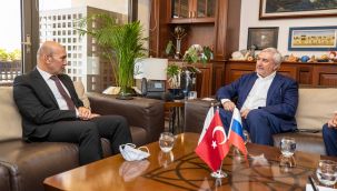 Başkan Soyer’e Rusya-Türkiye İş Konseyi heyetinden ziyaret