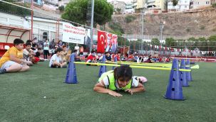 Bayraklı Belediyesi'nden çocukları eğlendiren etkinlik