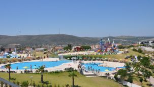 Büyükşehir pandemi önlemlerini aldı: Oasis Aquapark'ta güvenli eğlence!
