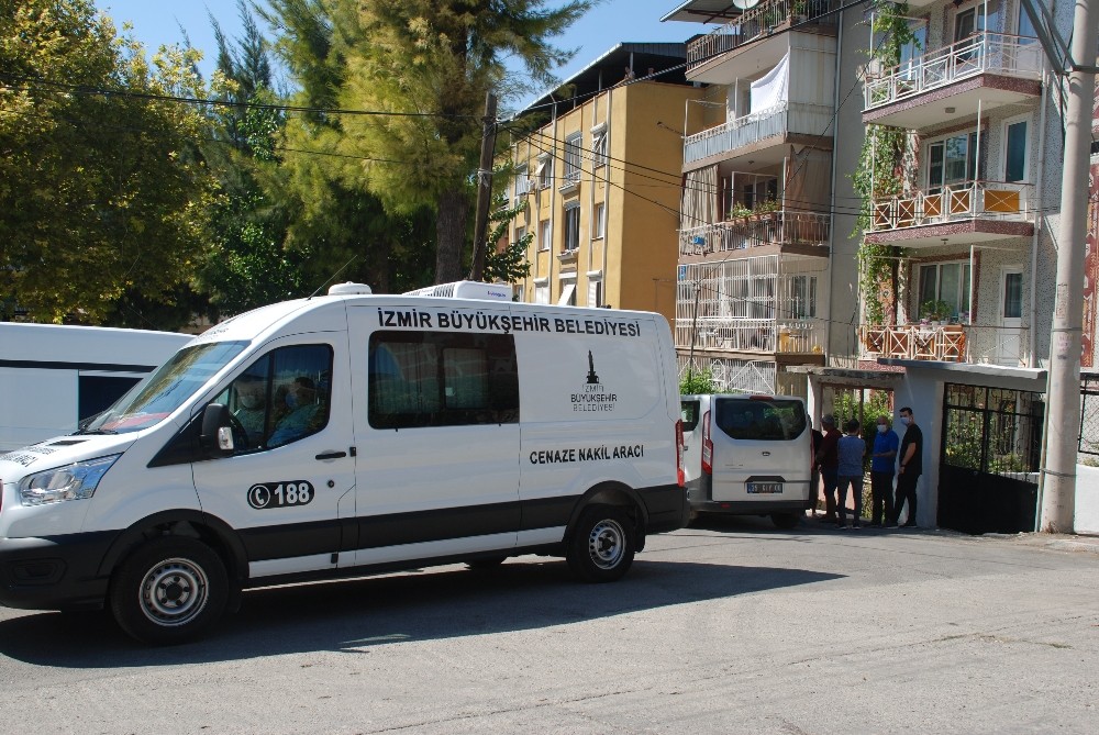 Eski karısını çocuklarını göstermediği için öldürmüş