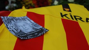 Göztepe'nin efsane oyuncusu 'Bombacı' Halil Kiraz son yolculuğuna uğurlandı