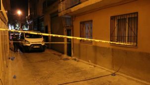 İzmir'de bir kadın evinde ölü bulundu: 1 kişi gözaltında
