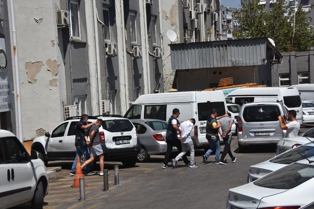 İzmir'de Ceren Duman cinayetinde 2 kişi tutuklandı