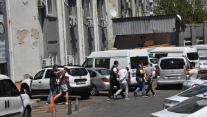 İzmir'de toprağa gömülü halde bulunan Ceren Duman olayı ile ilgili 4 şüpheli adliyeye sevk edildi