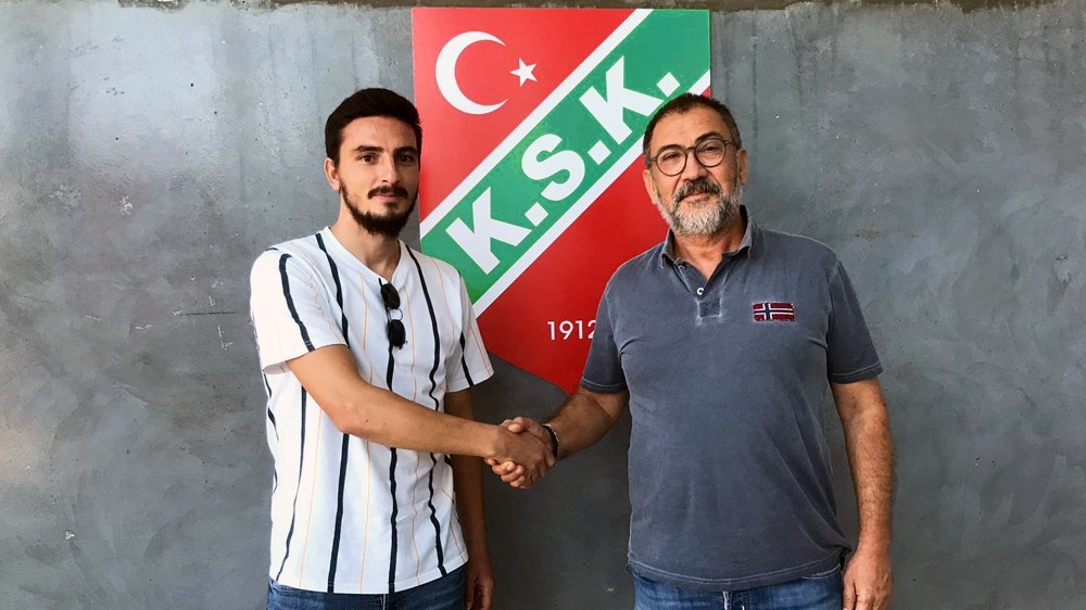 Karşıyaka, Metin Peker'le sözleşme yeniledi