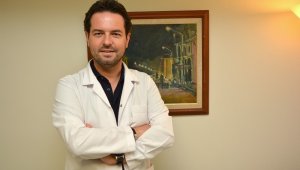 Katarakt ve görme kusurları tek operasyonla tedavi ediliyor
