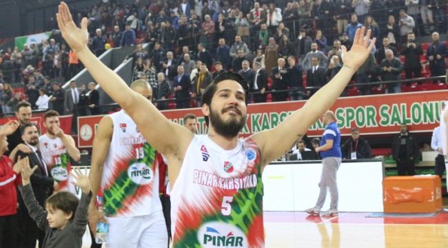 Pınar Karşıyaka, Arca Tülüoğlu'nun sözleşmesini uzattı