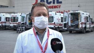 Prof. Dr. Oğuztürk uyardı: Deride döküntü koronavirüs belirtisi olabilir