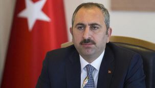 Adalet Bakanı Gül: 'Kimsenin mahkemeleri etkilemeye yetkisi yoktur'