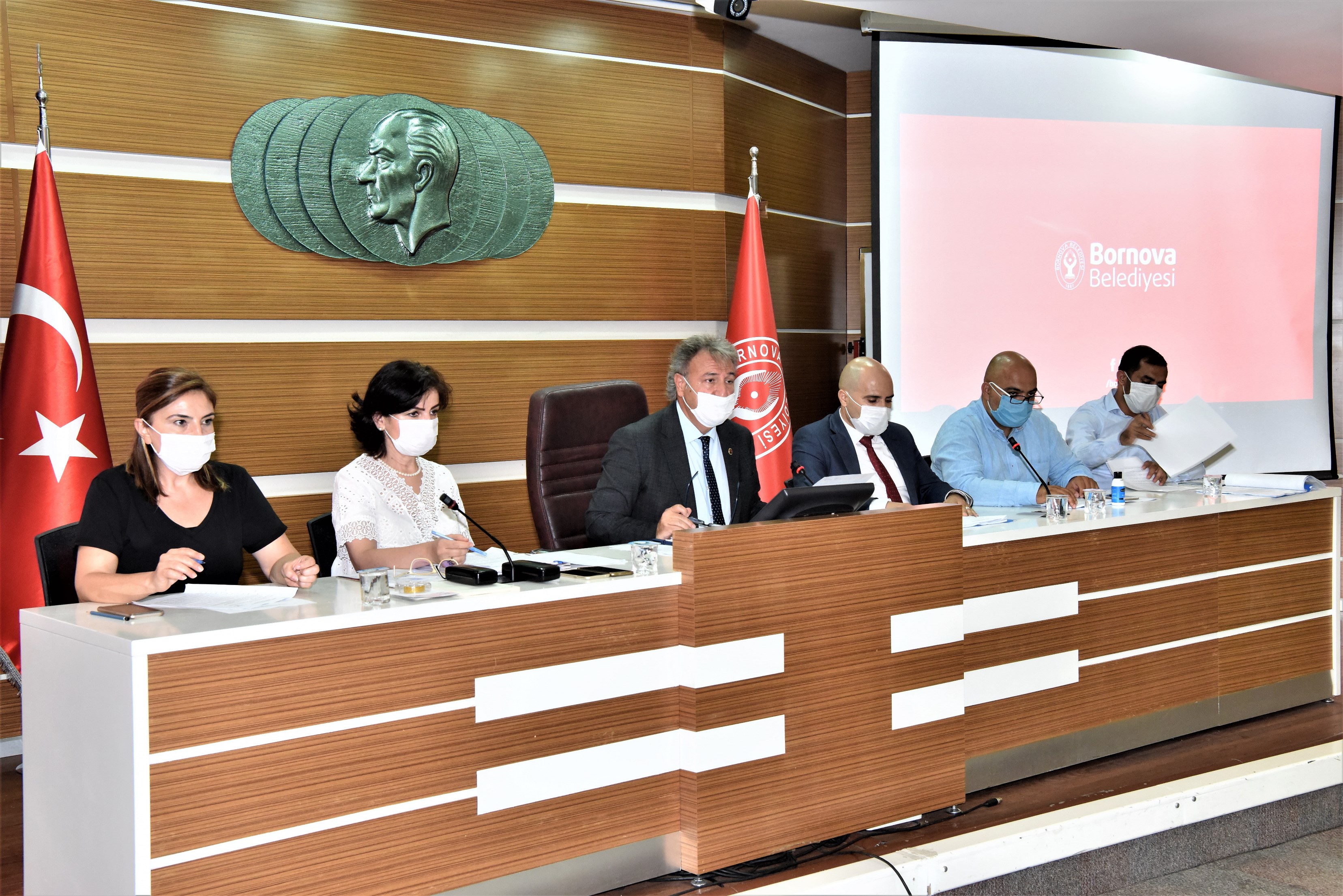 Bornova'dan Pastacılara da Altın Bilezik