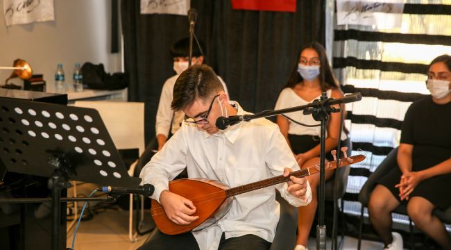 Bucalı gençlerden 30 Ağustos resitali