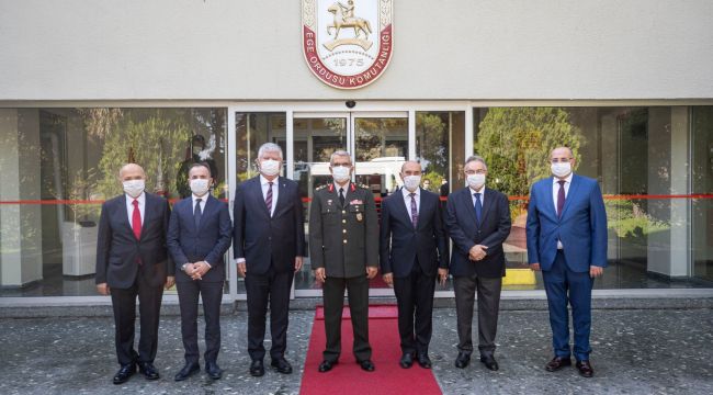 Ege Ordu Komutanı Sivri'ye şükran ziyareti