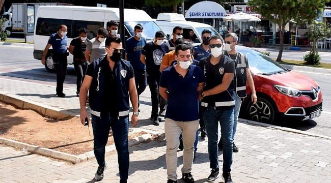 Göçmen kaçakçılığı şüphelisi 7 kişi adliyeye çıkarıldı