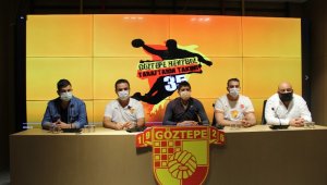 Göztepeli taraftarların kurduğu Hentbol Takımı tanıtıldı