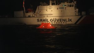 İzmir'de 48 sığınmacı kurtarıldı