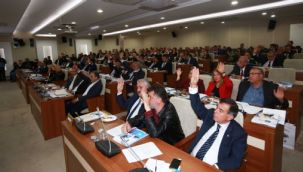 Karabağlar Belediye Meclisi CHP sıralarında flaş değişim!