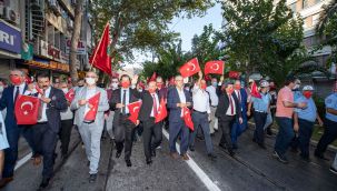 Kurtuluşun 98. yıldönümünde zafer yürüyüşü