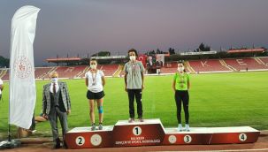 Madalya Avcısı Rahime 2 turnuvadan 3 madalyayla döndü