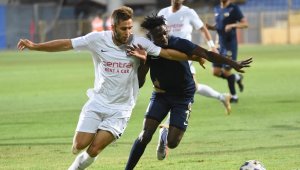 Menemenspor'u bireysel hatalar sıkıntıya soktu