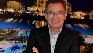 Oteller doldu, Çeşme'nin yüzü güldü