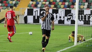 Altay dolu dizgin ilerliyor