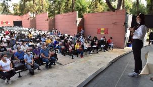 Bornova'da iş arayanlar iş verenlerle buluştu