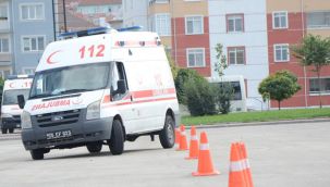Boşanma davasının olduğu gün eşini bıçakladı