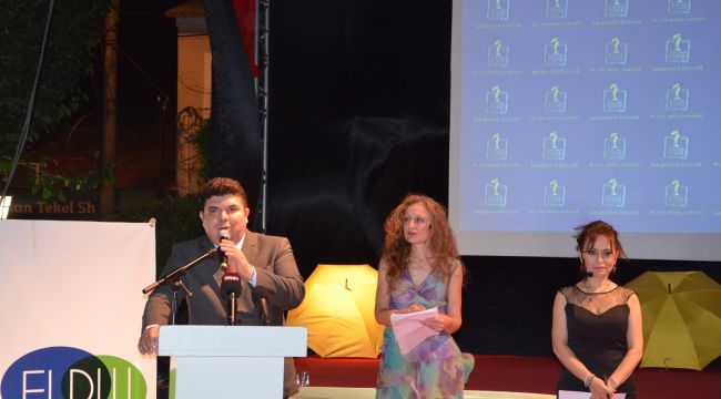 Buca'da Sarı Şemsiye Ödülleri sahiplerini buldu