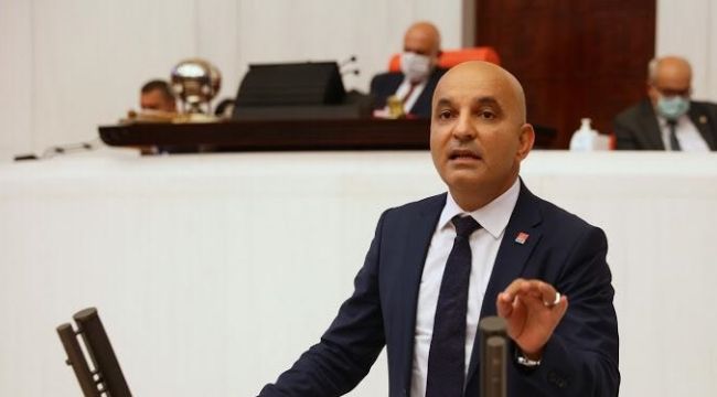 CHP'li Polat İKÇÜ'deki adrese teslim ilanları meclise taşıdı!