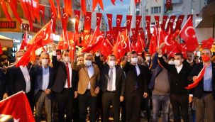 Cumhuriyet Bayramı ateşi Konak’tan yayıldı