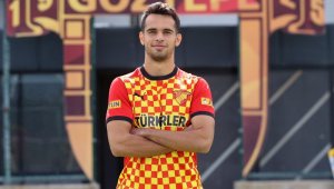 Göz-Göz Kerim Alıcı'yı Boluspor'a kiraladı