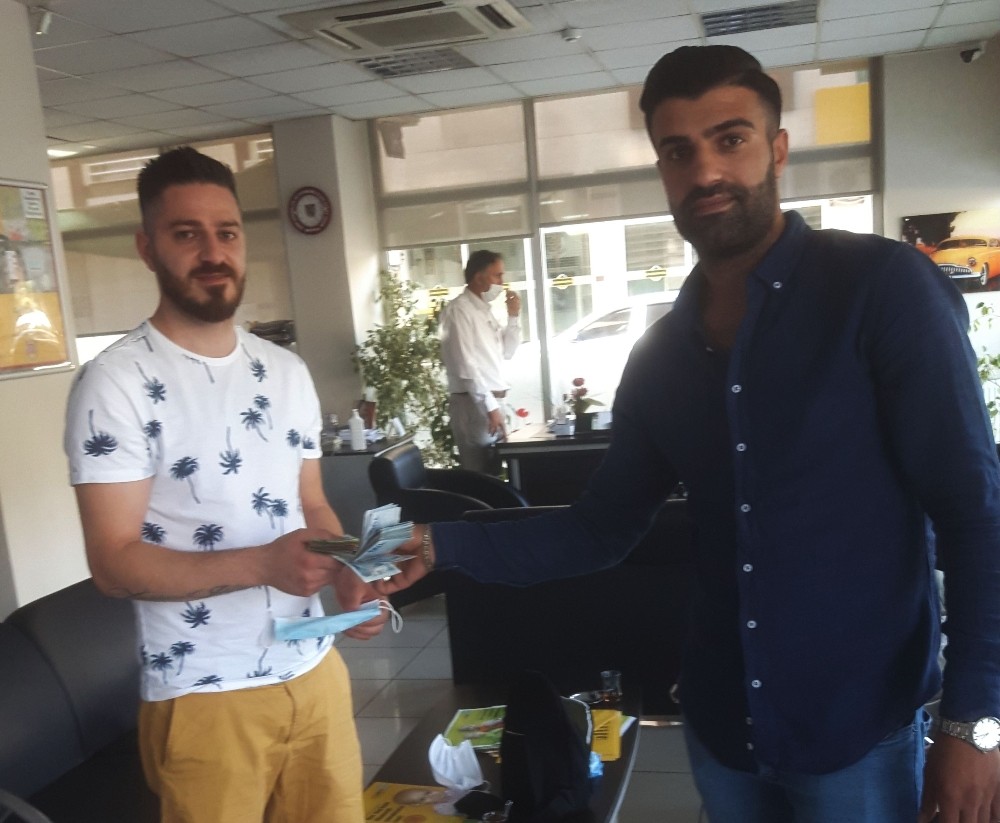 Gurbetçi 20 bin lira bulunan çantadan umudunu kesmişti, sürpriz yaşadı