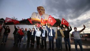Güzelbahçe’de Cumhuriyetin 97.Yılı Büyük Bir Coşkuyla kutlandı