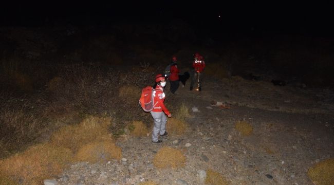 İzmir'de kaybolan zihinsel engelli genç, AKUT ve AFAD tarafından bulundu