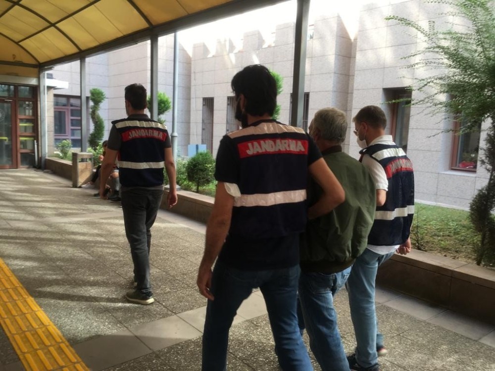 İzmir'de terör operasyonu: 1 gözaltı