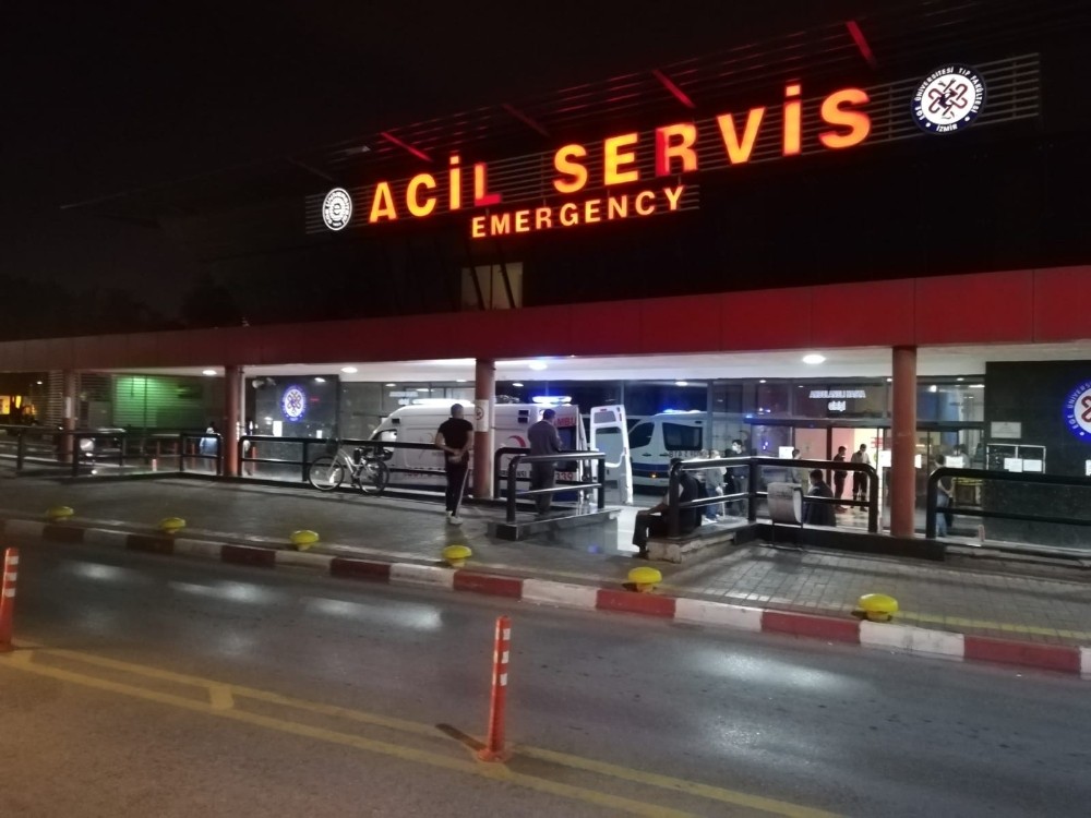 İzmir'de yüksekten düşen 2 kişi hayatını kaybetti