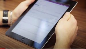 İZTO'dan "Buradayım Öğretmenim" kampanyası ile öğrencilere tablet desteği
