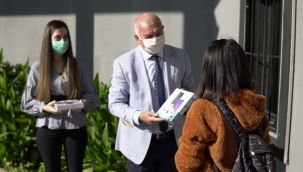 Kemalpaşa Belediyesi'nden öğrencilere tablet desteği