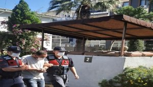 Kılık değiştirerek kaçan cezaevi firarisi İzmir'de yakalandı