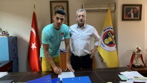 Menemenspor Fatih Ekinci'yi kiraladı