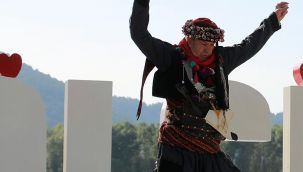 Ödemiş Belediyesi'nden 29 Ekim'de zeybek gösterisi