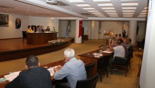 Selçuk Belediyesi’nde bütçe krizi! AKP’li ve MHP’li üyelerden gelire red, gidere evet!